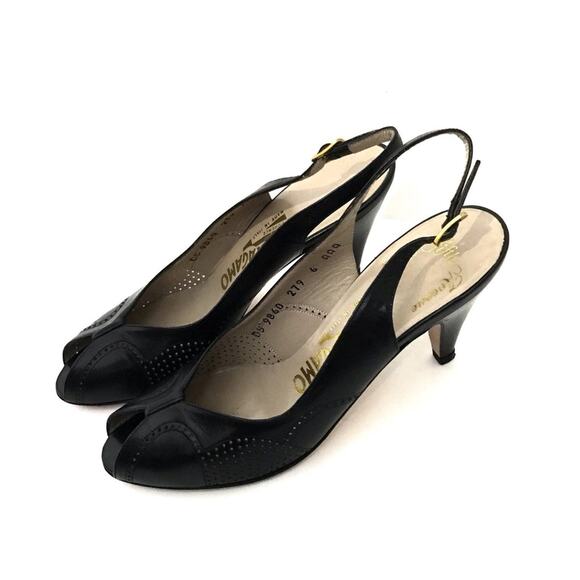 Vintage Salvatore Ferragamo Black Leather Peep Toe Slingback Heels 6AAA Narrow - Picture 4 of 7